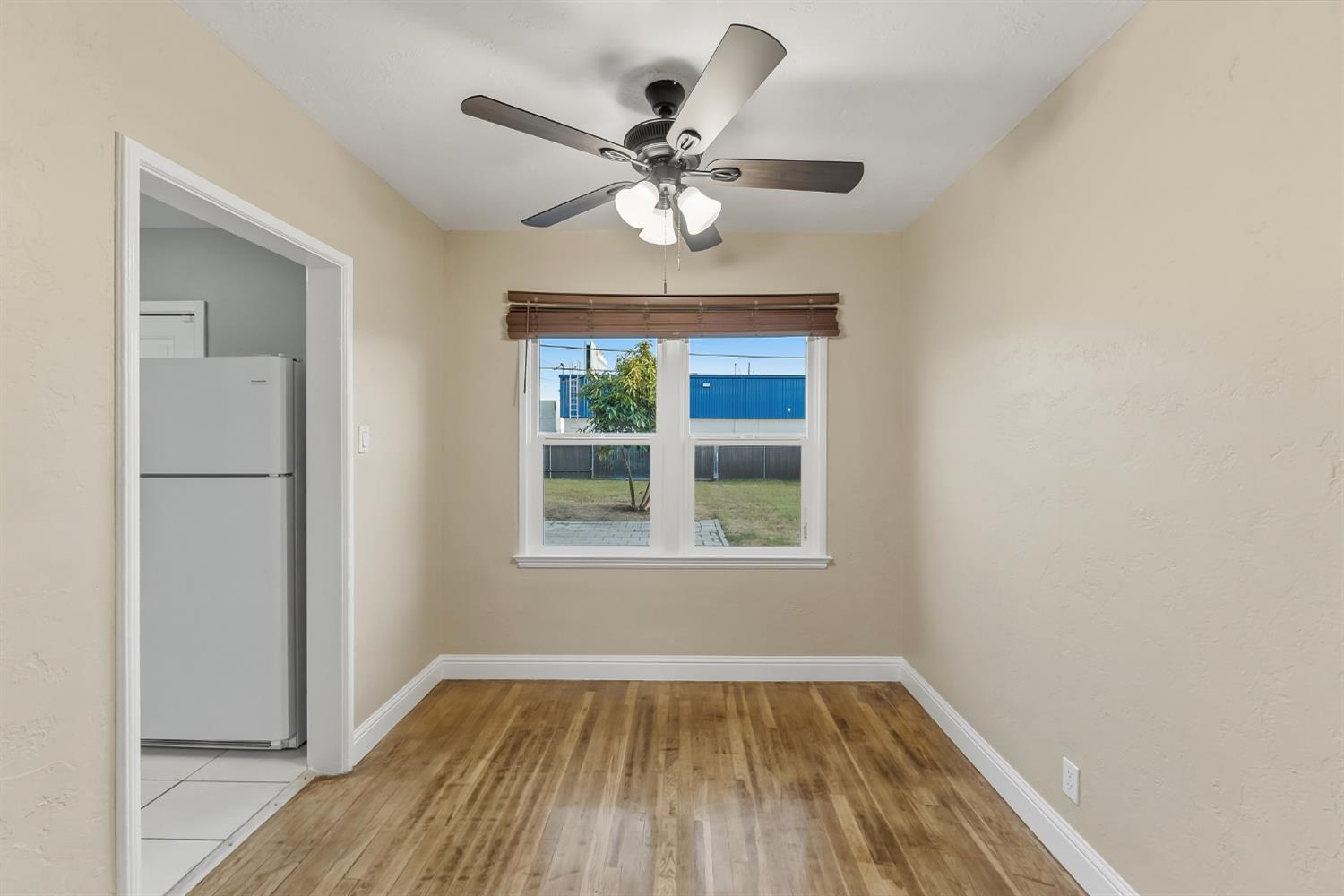 3070 E Peralta Way, Fresno, CA 93703