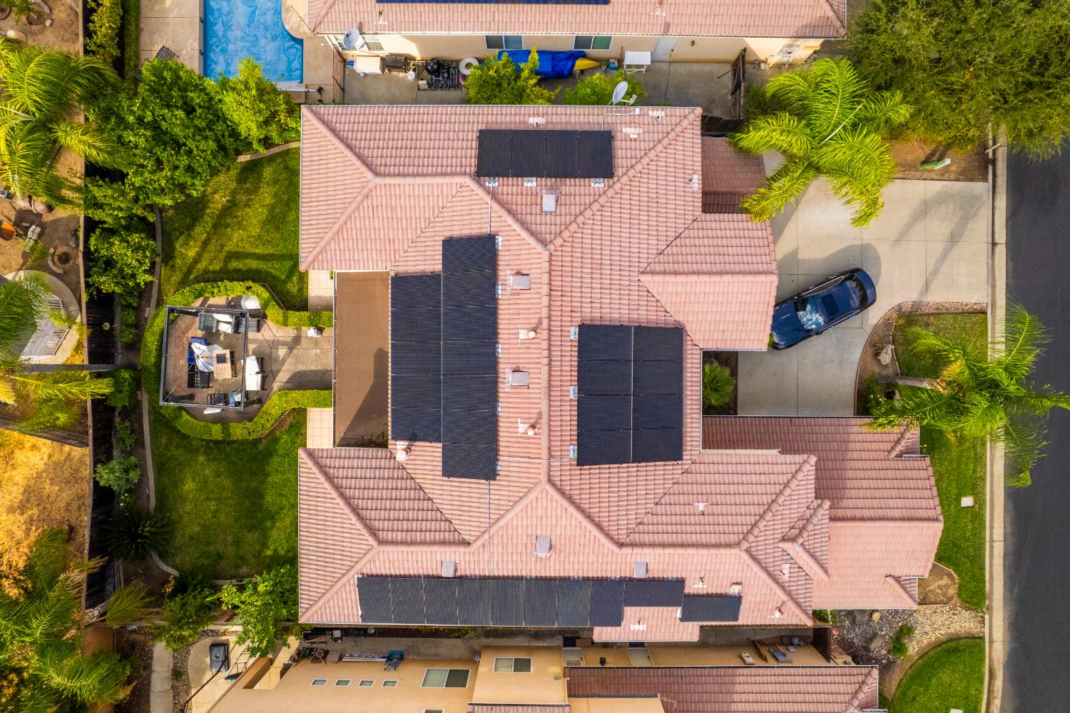 9655 N Willey Ct, Fresno, CA 93720