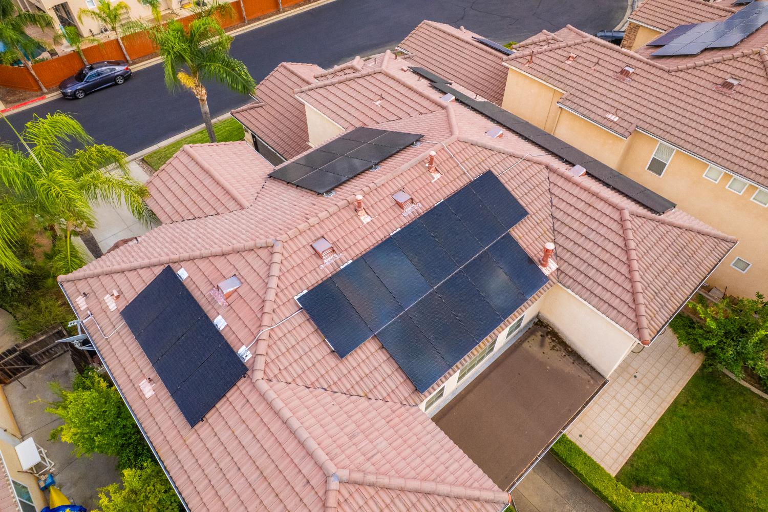 9655 N Willey Ct, Fresno, CA 93720