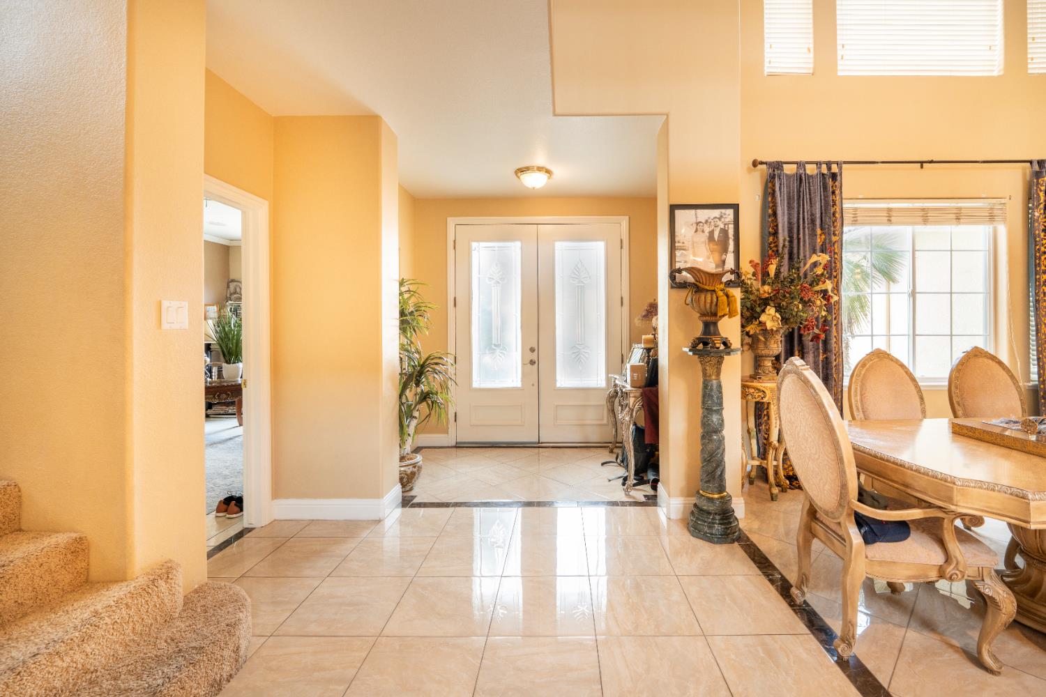 9655 N Willey Ct, Fresno, CA 93720