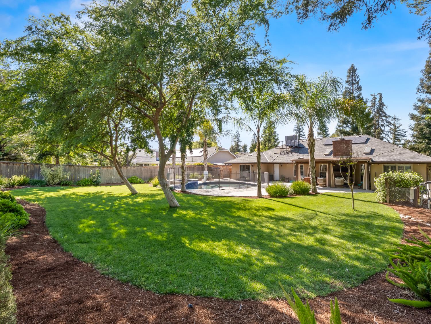 8732 N Fuller Ave, Fresno, CA 93720