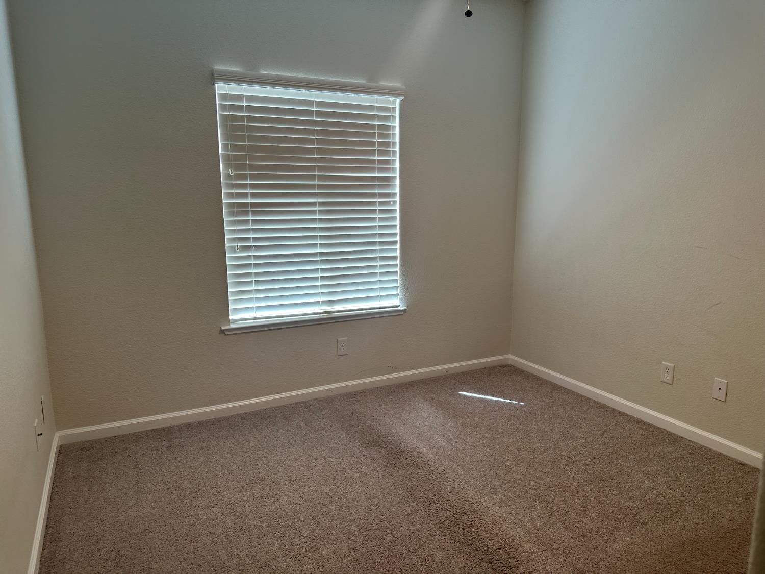 2523 E Cole Ave, Fresno, CA 93720