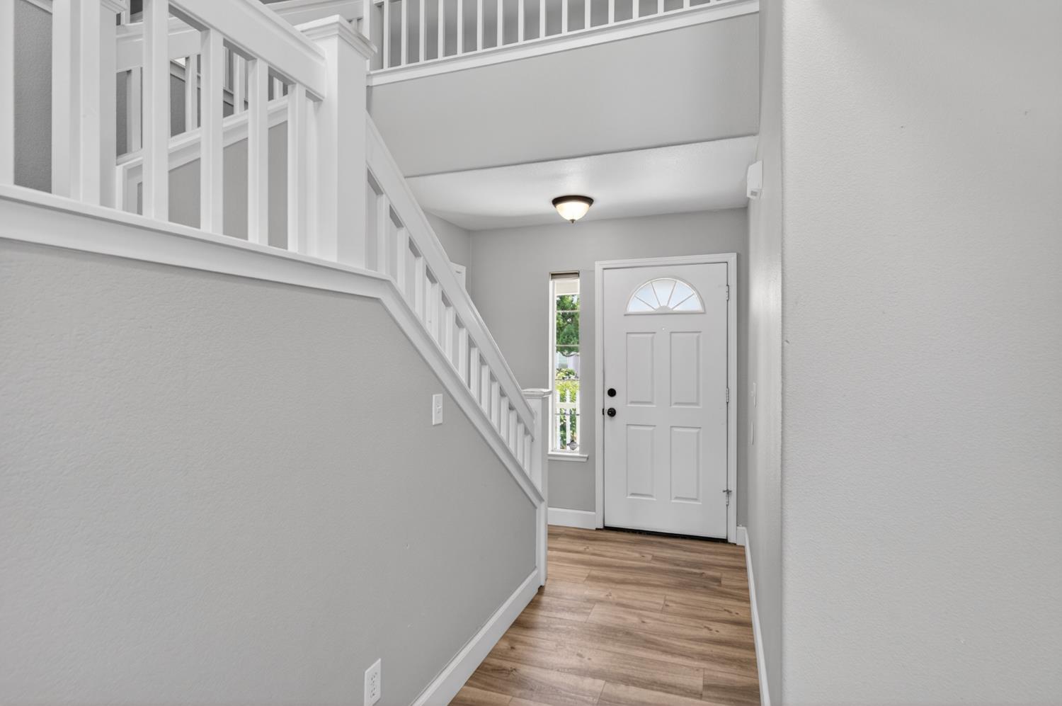 2384 E Quincy Ave, Fresno, CA 93720