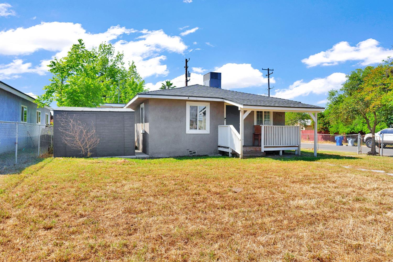 4104 E Madison Ave, Fresno, CA 93702