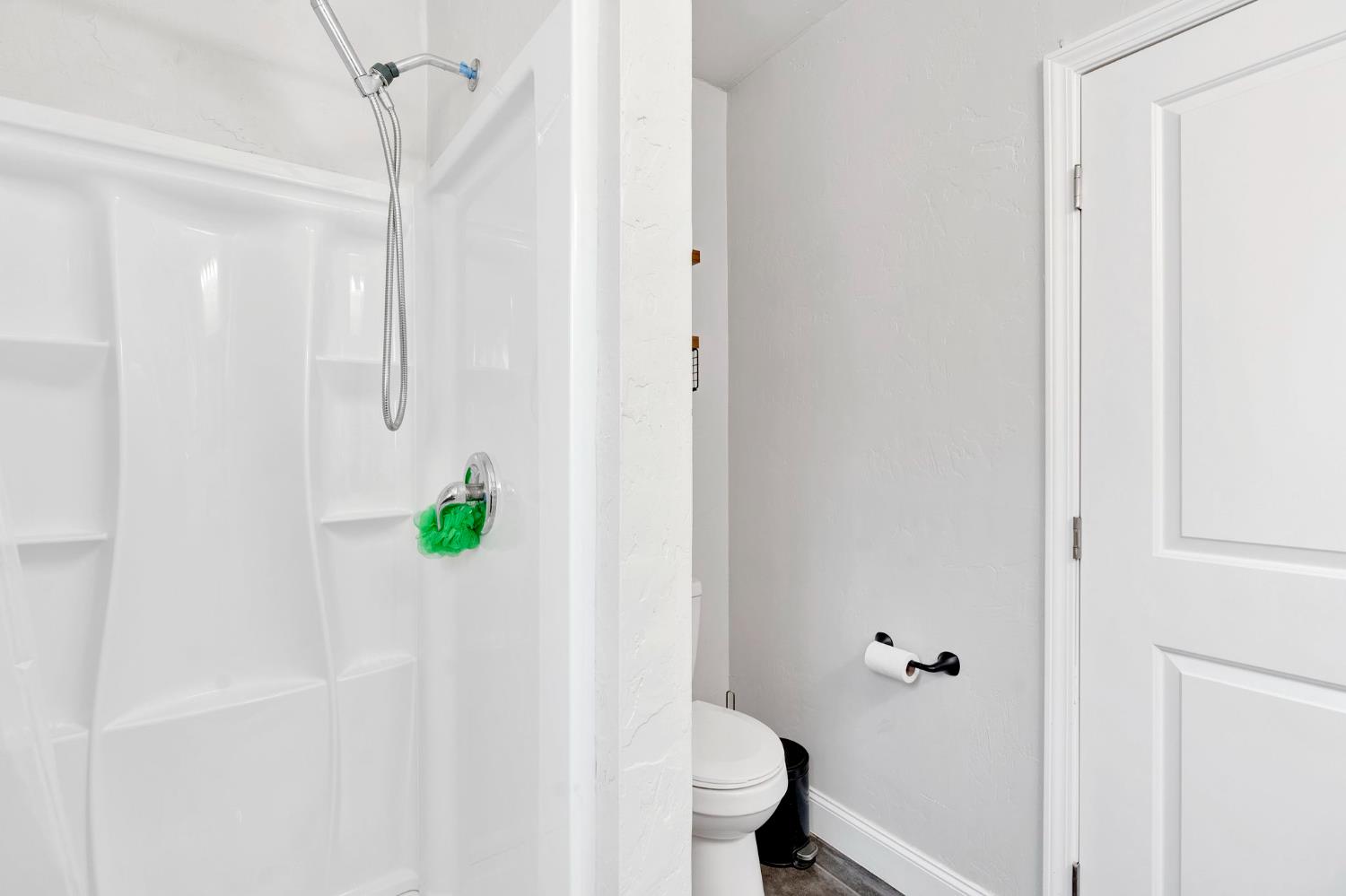 4104 E Madison Ave, Fresno, CA 93702