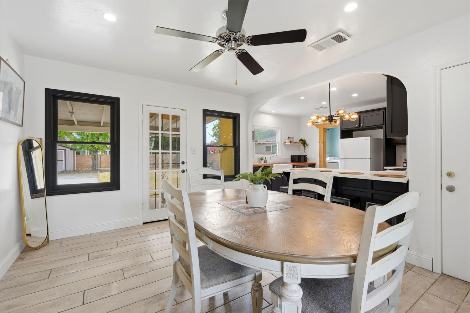 2142 N Wilson Ave, Fresno, CA 93704