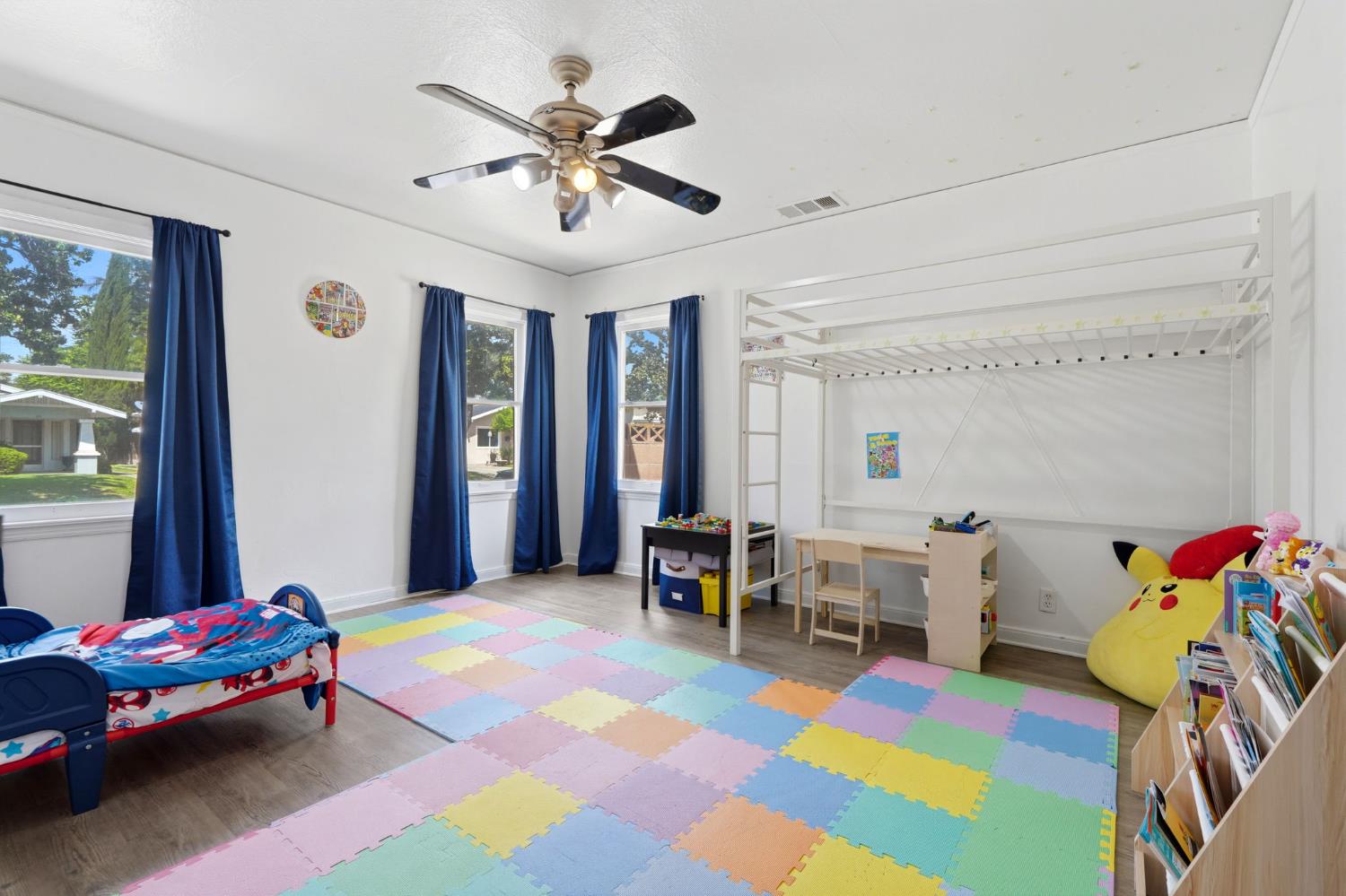 2142 N Wilson Ave, Fresno, CA 93704