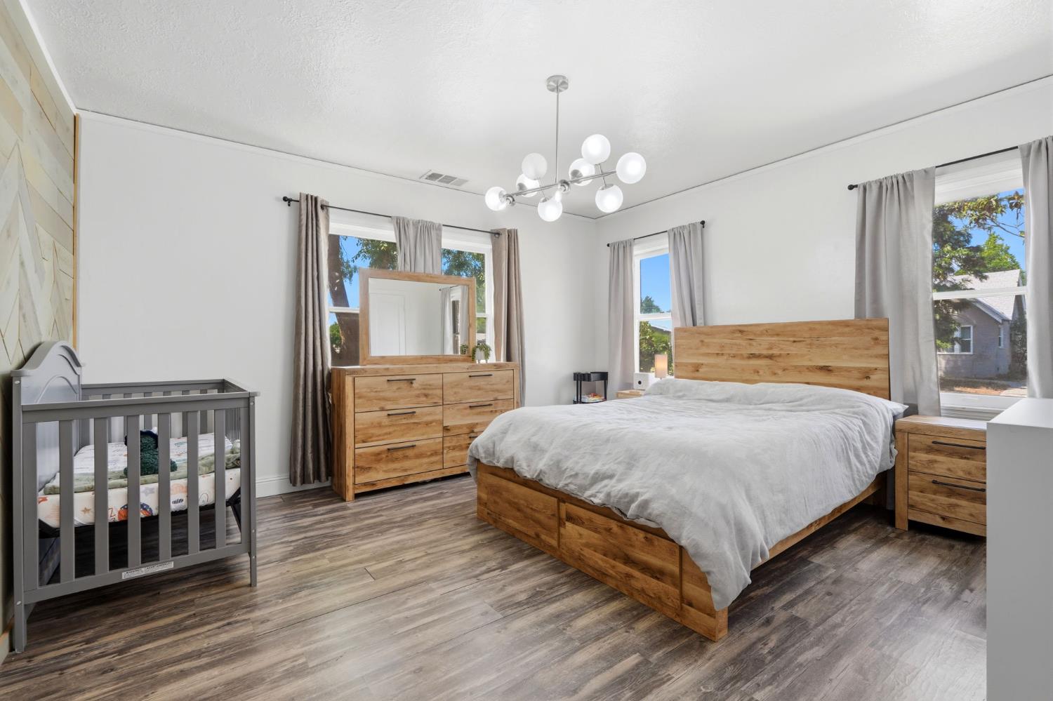 2142 N Wilson Ave, Fresno, CA 93704