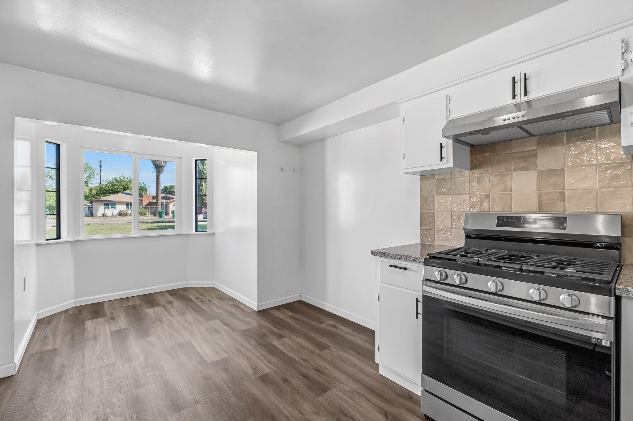 5132 E Washington Ave, Fresno, CA 93727