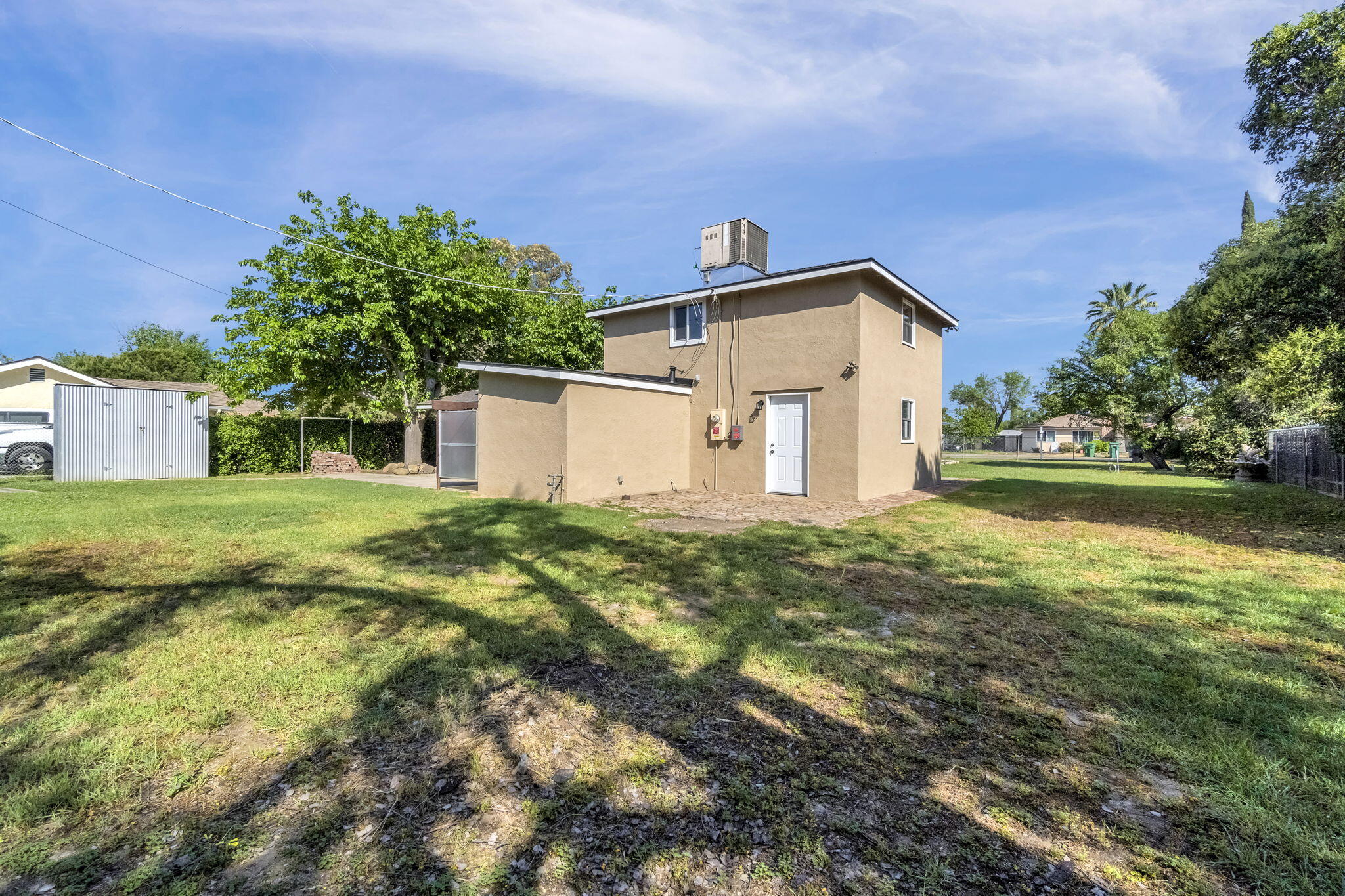 5132 E Washington Ave, Fresno, CA 93727